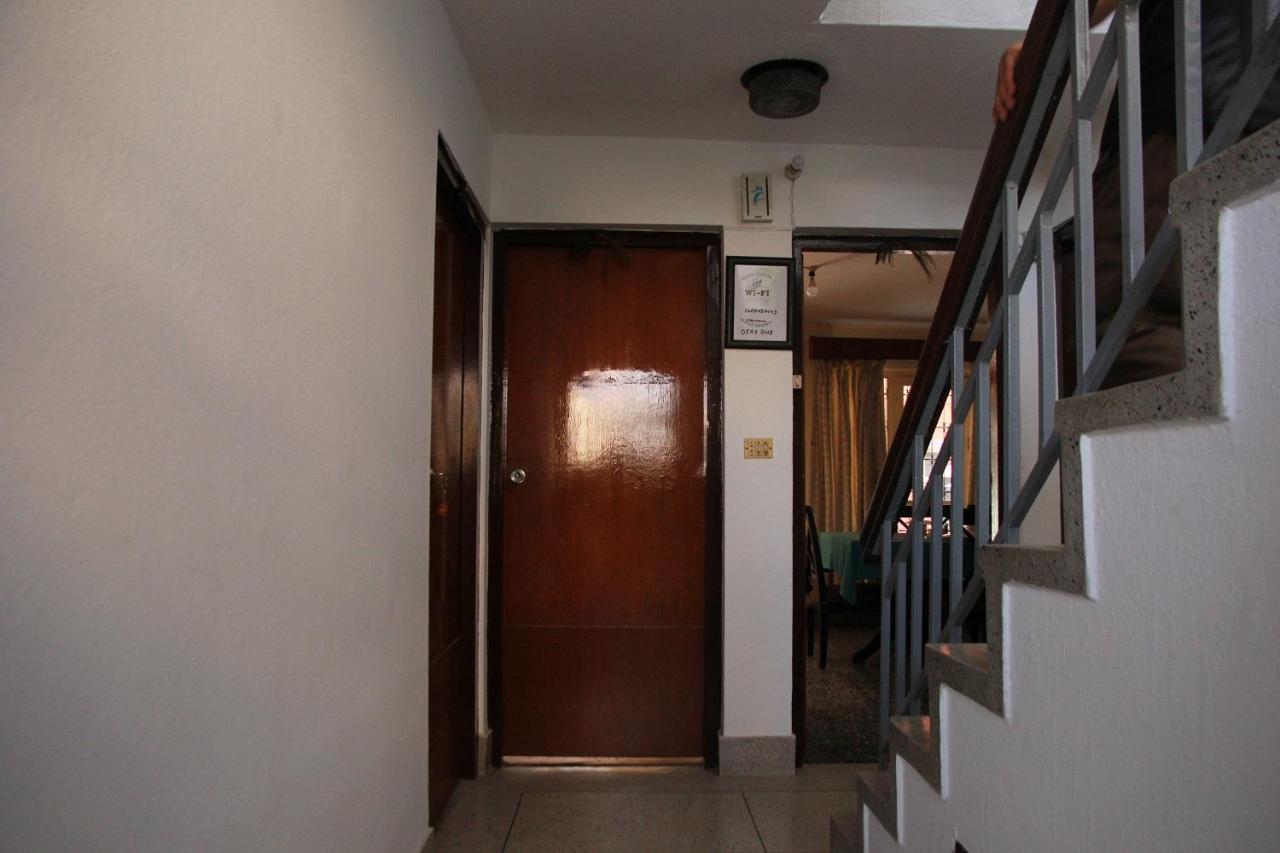 Ojas Wellness B&B Lalitpur Екстериор снимка