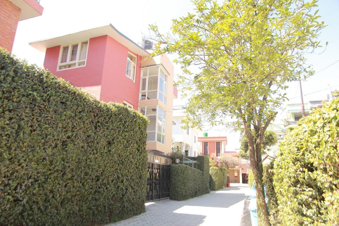 Ojas Wellness B&B Lalitpur Екстериор снимка